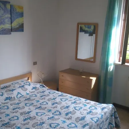 Bilocale Il Lauro Apartmán *